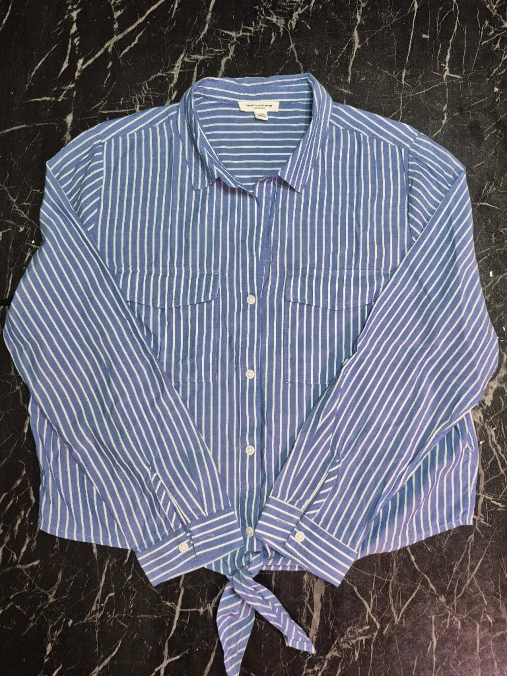 beachlunchlounge. Ladies shirt. L/G/G ,blue/white stripes